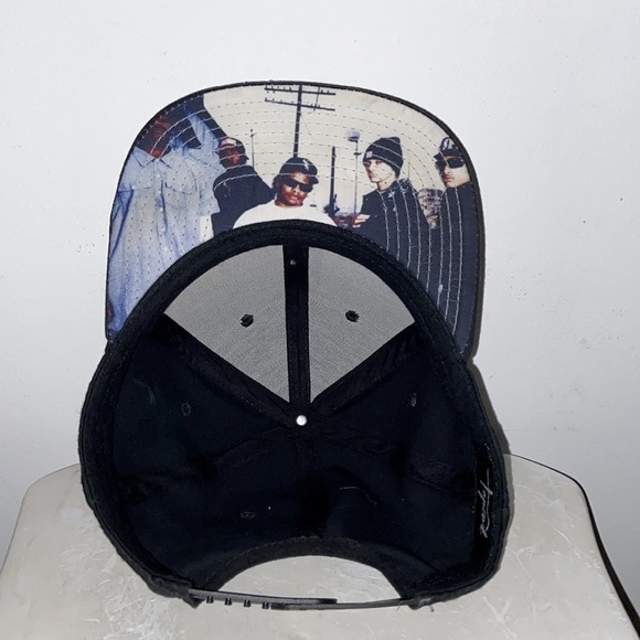 The City of βComptonβ Eazy-E Graphic Print under the Brim SnapBack 1/1 customββ - Picture 3 of 8